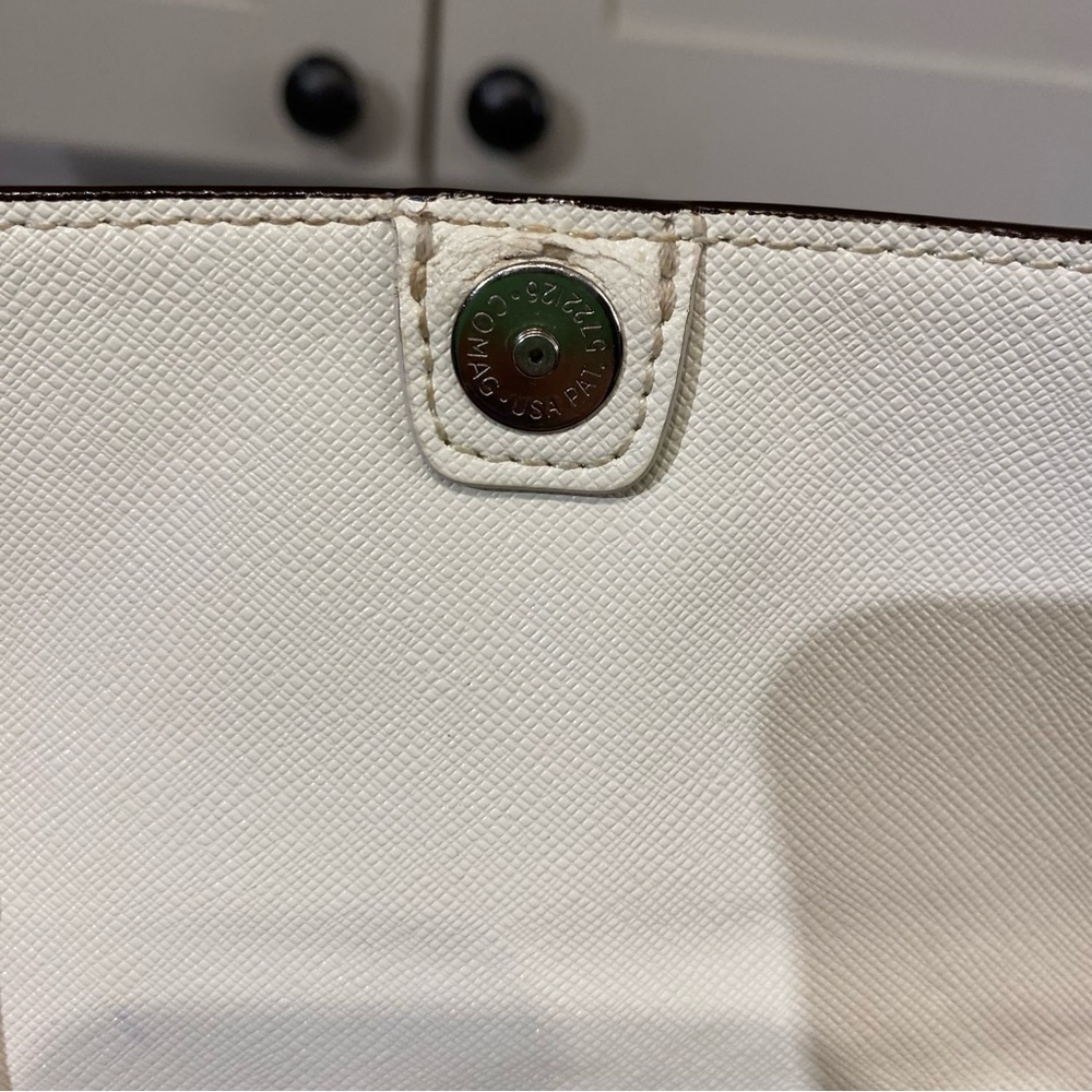 Coach mini crossbody bag pearl white with hang tag - Picture 10 of 16
